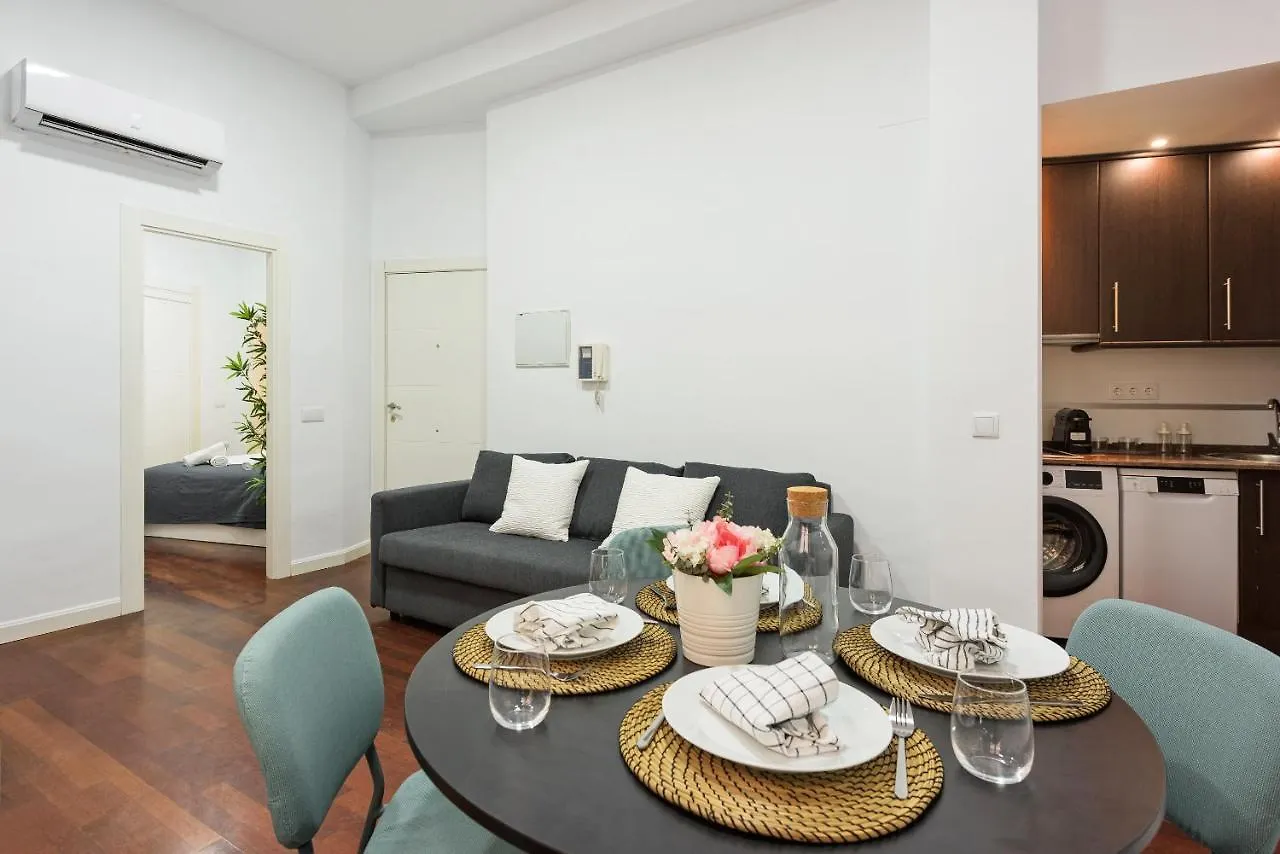 Pineapple Calderon De La Barca 3 Apartment Malaga